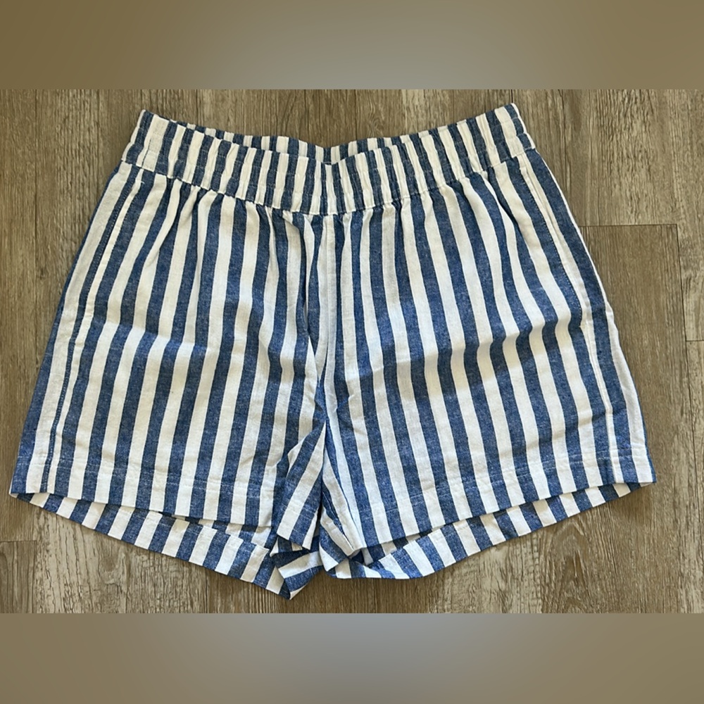 Old Navy Linen Striped Pull on Short